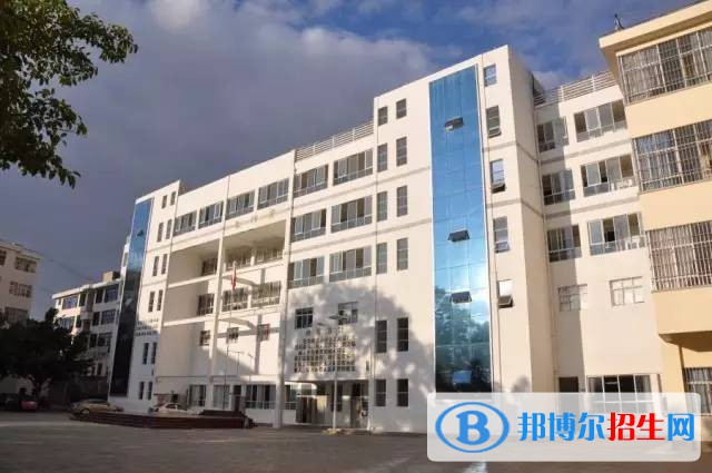 賓川縣職業(yè)高級中學(xué)怎么樣、好不好