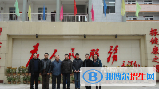 容縣衛(wèi)生學(xué)校2020年招生簡章