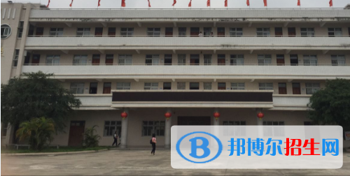 陸豐技工學(xué)校2020年報名條件、招生要求、招生對象