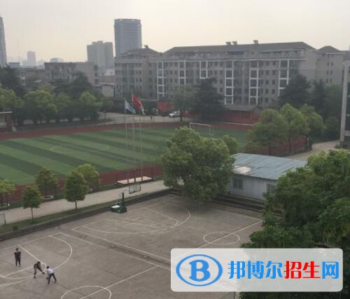 湘潭鐵路工程學(xué)校2020年報(bào)名條件、招生要求、招生對(duì)象