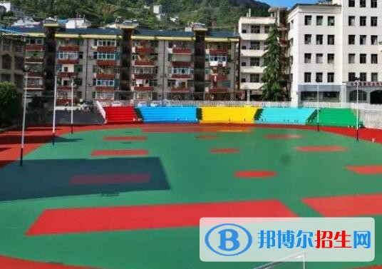 鶴峰職業(yè)技術(shù)學(xué)校2020年有哪些專業(yè)