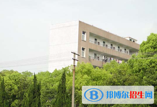 南昌2020年男生讀什么鐵路學校好