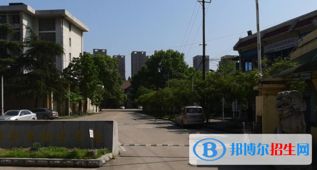 武鋼高級技工學校4