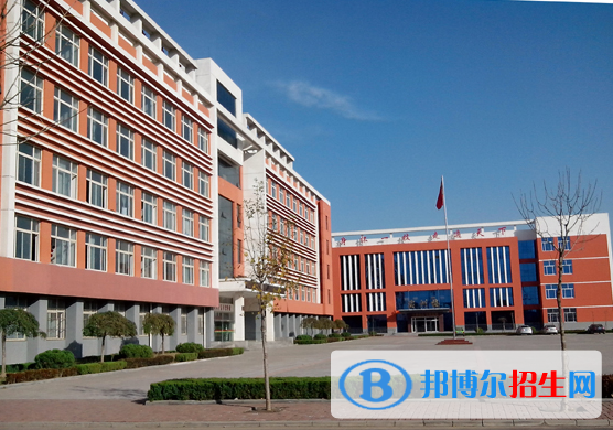 定西工貿(mào)中等專業(yè)學校地址在哪里