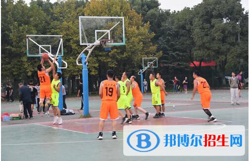 仙桃理工中等專業(yè)學(xué)校地址在哪里