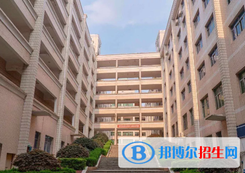 新余新興產(chǎn)業(yè)工程學(xué)校2020年報(bào)名條件、招生要求、招生對(duì)象