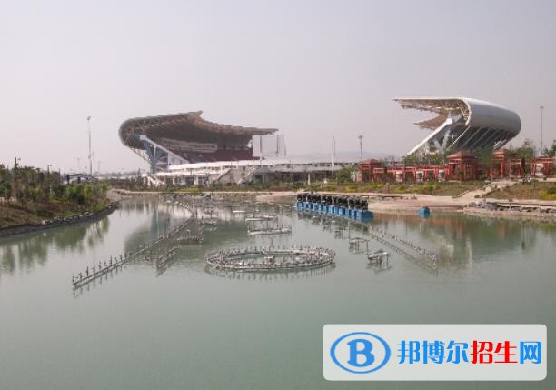 荊門現(xiàn)代學(xué)校2020年報名條件、招生要求、招生對象