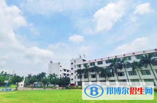 廣州電子商務(wù)技工學(xué)校2020年報名條件、招生要求、招生對象