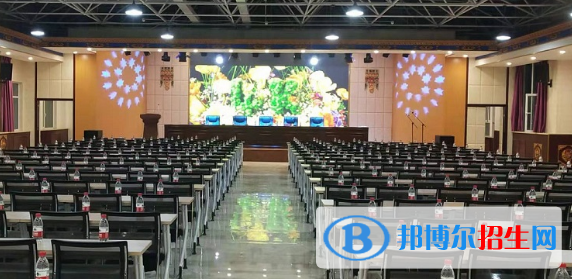 甘南州衛(wèi)生學(xué)校2020年報(bào)名條件、招生要求、招生對象
