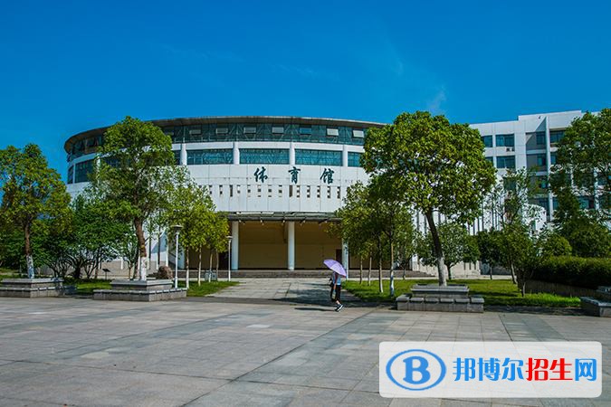 孝感紅人中等職業(yè)學(xué)校2020年招生辦聯(lián)系電話(huà)
