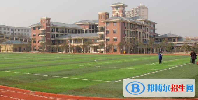 隨州新潮職業(yè)技術(shù)學(xué)校2020年報(bào)名條件、招生要求、招生對象