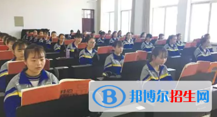 酒泉工貿(mào)中等專(zhuān)業(yè)學(xué)校2020年招生錄取分?jǐn)?shù)線(xiàn)