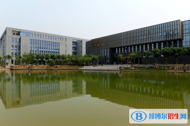 京山衛(wèi)生學校2020年招生辦聯(lián)系電話