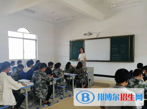 德安中等職業(yè)技術(shù)學(xué)校2020年報(bào)名條件、招生要求、招生對(duì)象