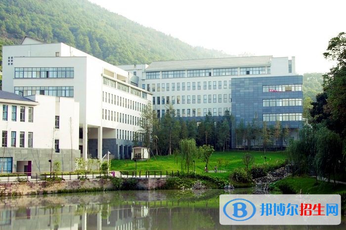京山職教中心怎么樣、好不好
