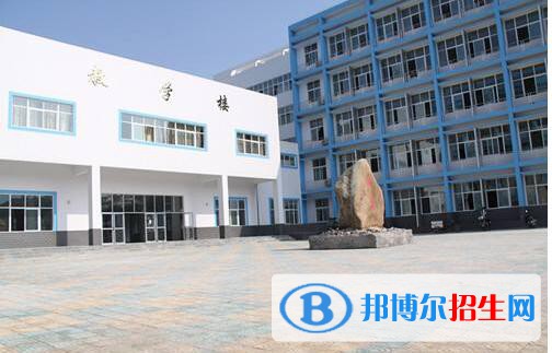 建始中等職業(yè)技術學校2020年報名條件、招生要求、招生對象