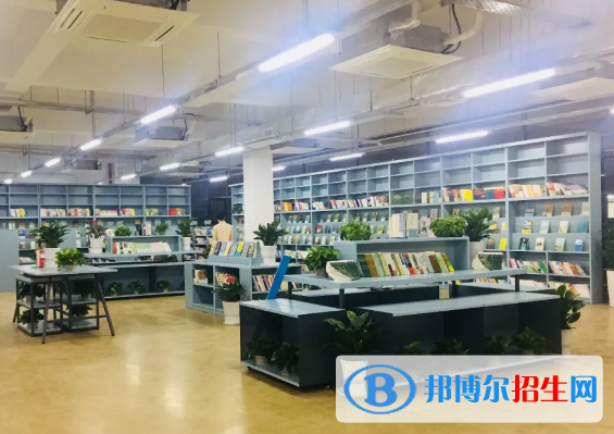 信豐星泓職業(yè)學(xué)校2020年招生辦聯(lián)系電話