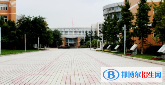 成都七中實(shí)驗(yàn)學(xué)校國際部