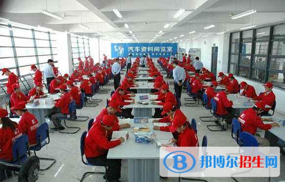 廣州2020年現(xiàn)在汽修學校學什么專業(yè)好