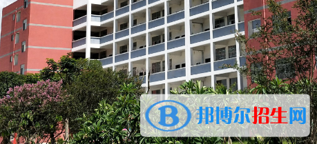 玉林華港中等職業(yè)技術學校2020年招生簡章