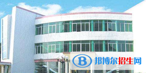 玉林華港中等職業(yè)技術(shù)學(xué)校2020年報(bào)名條件、招生要求、招生對(duì)象 