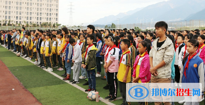 攀西綿陽南山國際學校高中部