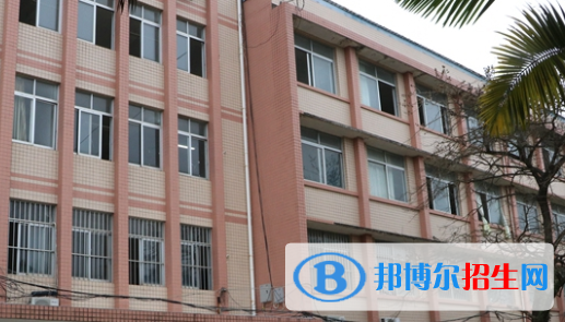 南寧2020年女生讀什么鐵路學校好