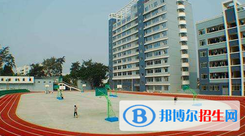南寧2020年女生讀什么鐵路學校