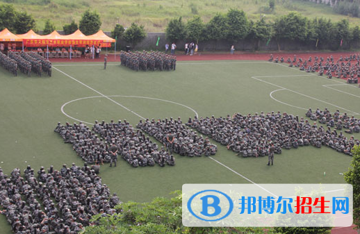 廣東華文航空藝術(shù)職業(yè)學(xué)校2020年報(bào)名條件、招生要求、招生對象