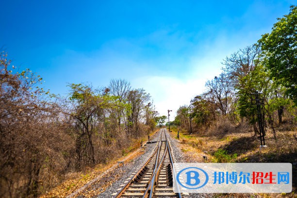 無錫2020年鐵路學校開設(shè)有哪些課程