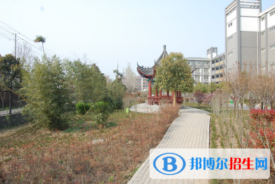 許昌工商管理學(xué)校怎么樣、好不好