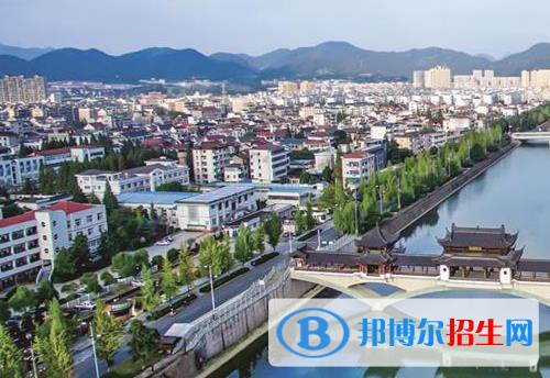 杭州臨安區(qū)技工學(xué)校2020年報名條件、招生要求、招生對象