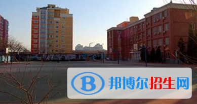北京新橋外國(guó)語(yǔ)高中學(xué)校國(guó)際部
