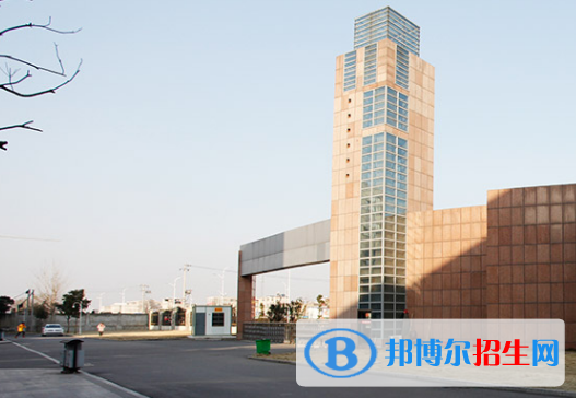 鳳臺職業(yè)教育中心2020年報名條件、招生要求、招生對象