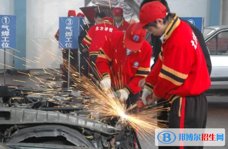 廣州2020年女生讀汽修學校怎么樣