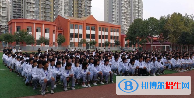  秦皇島渤?？萍贾械葘I(yè)學(xué)校