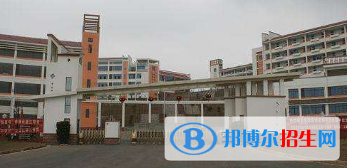 南寧2020年職高和鐵路學(xué)校哪個好