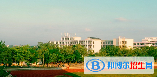 平南中等職業(yè)技術學校2020年有哪些專業(yè) 