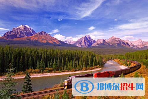 成都2020年女生讀鐵路學(xué)校好嗎
