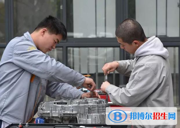 嘉善信息技術(shù)工程學(xué)校2020年學(xué)費、收費多少