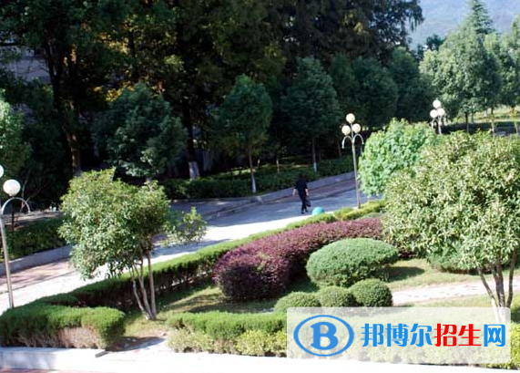 黃山旅游管理學(xué)校2020年有哪些專(zhuān)業(yè)