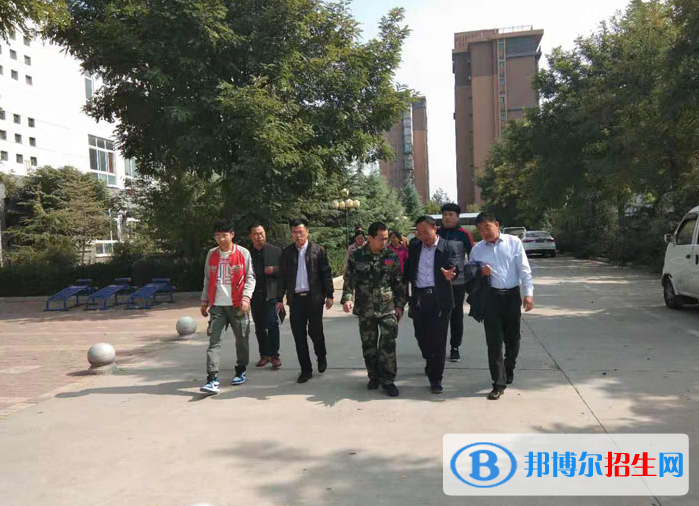 滑縣裳華職業(yè)技術(shù)中專(zhuān)網(wǎng)站網(wǎng)址