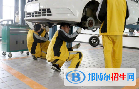 重慶2022年汽修學校專業(yè)學什么