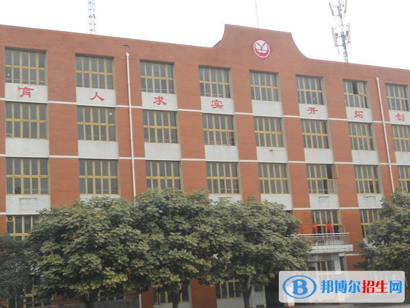 鶴壁機(jī)電信息工程學(xué)校2021年報(bào)名條件、招生要求、招生對(duì)象