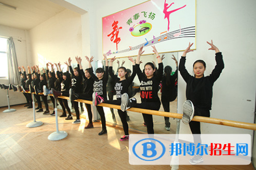 鄲城科技職業(yè)中等專(zhuān)業(yè)學(xué)校2021年招生辦聯(lián)系電話(huà)