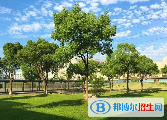 慈溪周港職業(yè)高級(jí)中學(xué)2020年報(bào)名條件、招生要求、招生對(duì)象