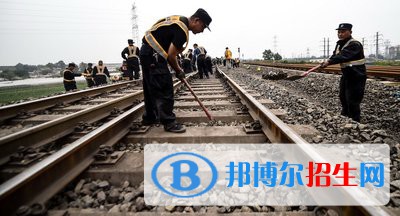 無(wú)錫2020年男生讀鐵路學(xué)校學(xué)什么專業(yè)好
