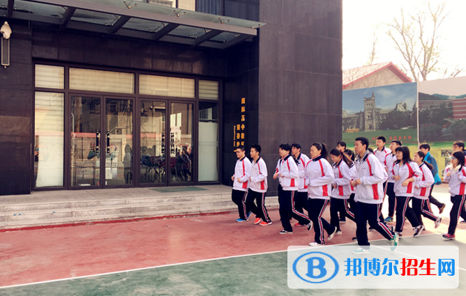 唐山英才國(guó)際學(xué)校怎么樣、好不好