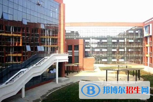 石家莊創(chuàng)新國(guó)際學(xué)校高中部2020年學(xué)費(fèi)、收費(fèi)多少