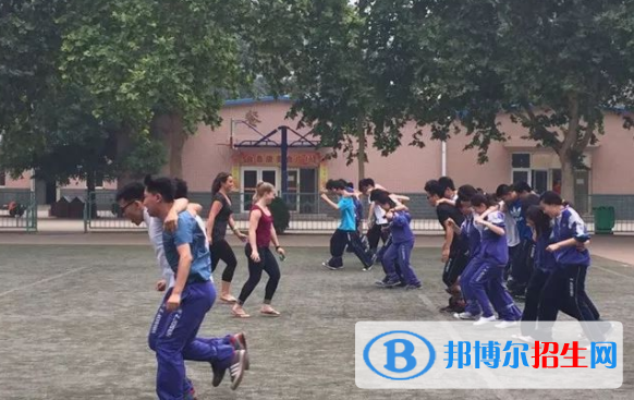 河北師范大學(xué)附屬中學(xué)中加國際部2020年學(xué)費、收費多少